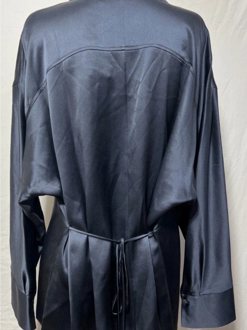 NWT VINCE $365 sumptuous silk gray tie back button down blouse sz XXL WOWZA! - Picture 4 of 8